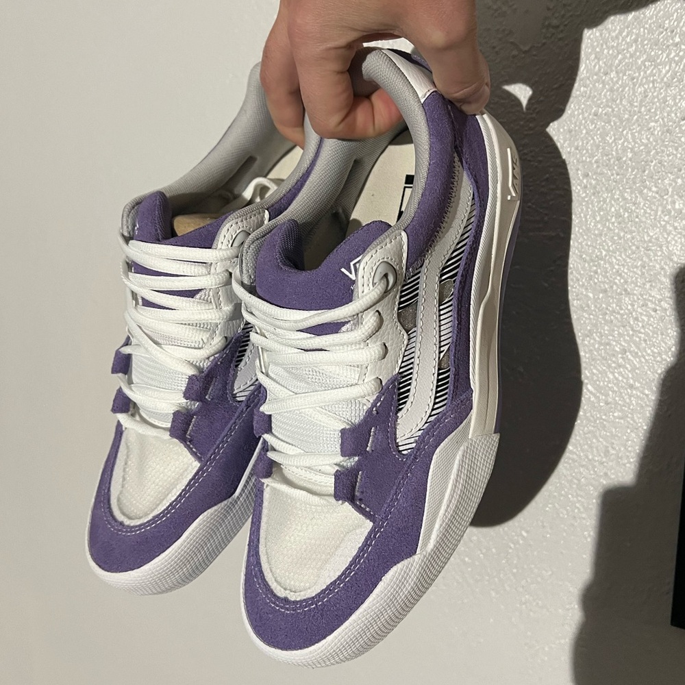 Vans Wayvee 2.0, Purple/White Shoes NEW w/ Box